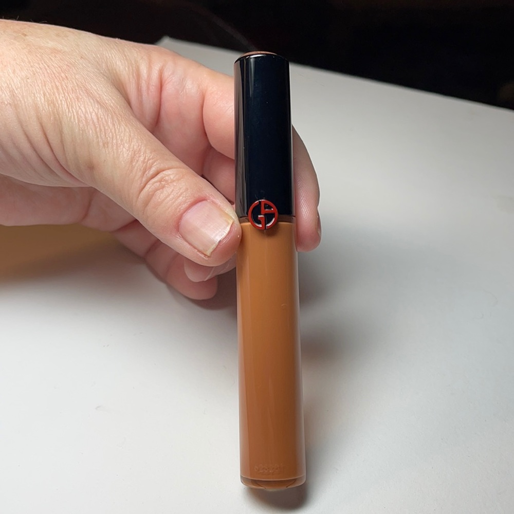 Giorgio Armani power fabric high cover concealer